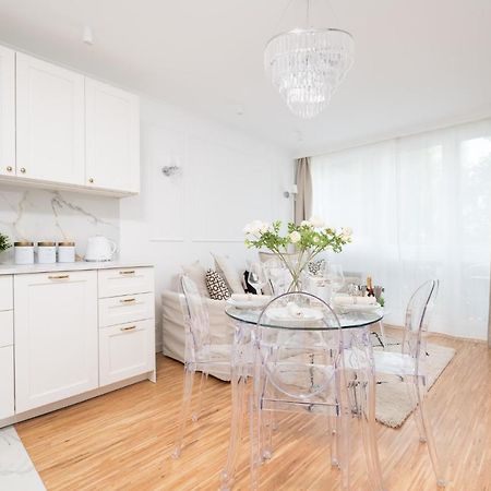 Glam & Modern By Cooee Apartments Warsawa Bagian luar foto
