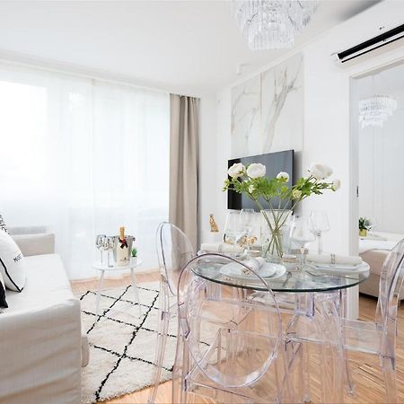 Glam & Modern By Cooee Apartments Warsawa Bagian luar foto