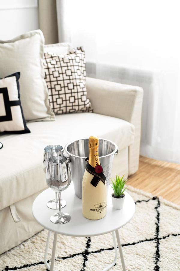 Glam & Modern By Cooee Apartments Warsawa Bagian luar foto
