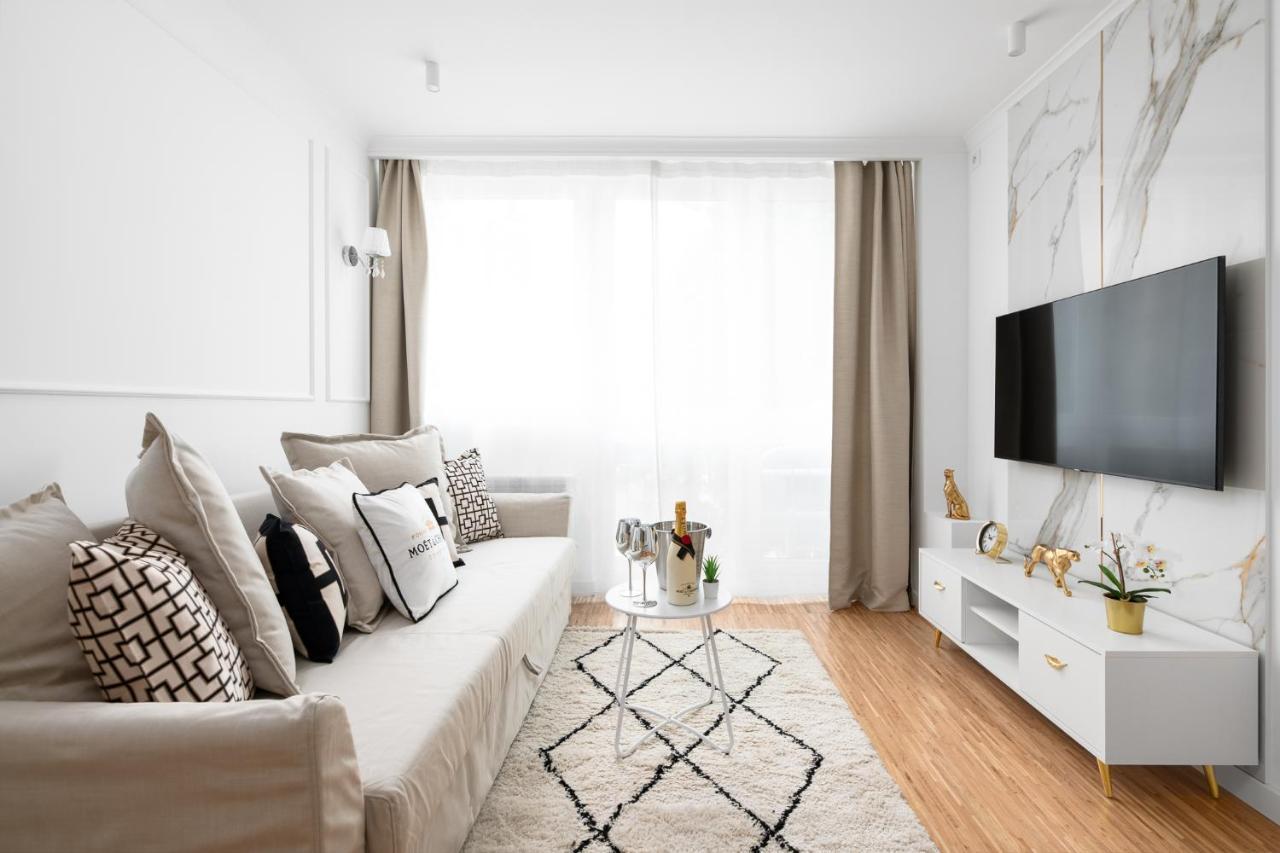 Glam & Modern By Cooee Apartments Warsawa Bagian luar foto